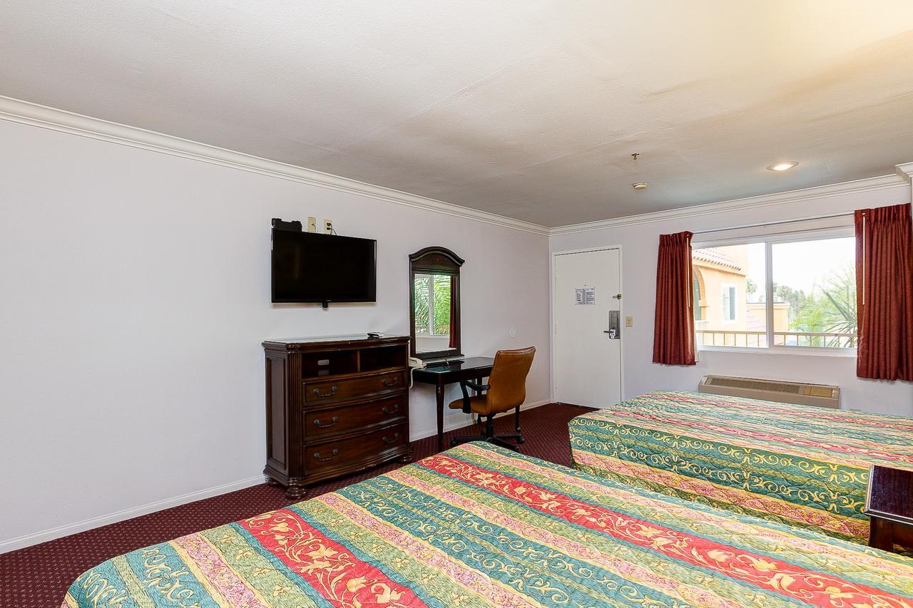 אנהיים Buena Vista Inn מראה חיצוני תמונה